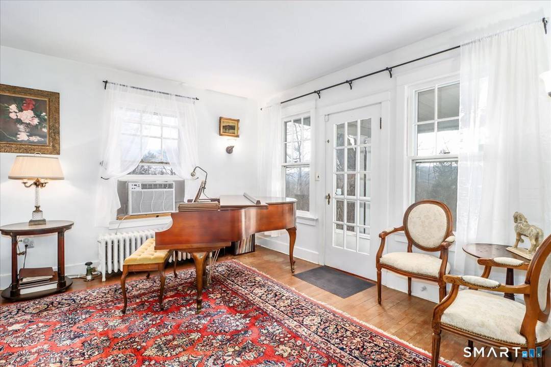 Downtown Country ! Enjoy the best of both worlds walkable village living with peaceful privacy.