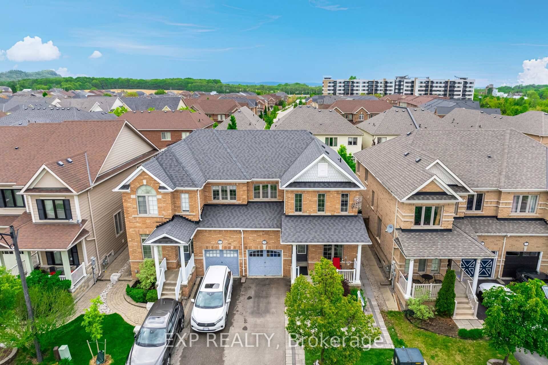 Renovated 4 Bdrm, just shy of 2000 sqft Above Grade Space, Energy start rated, built by Premium Heathwood Homes In High Demanding Scott Neighborhood.