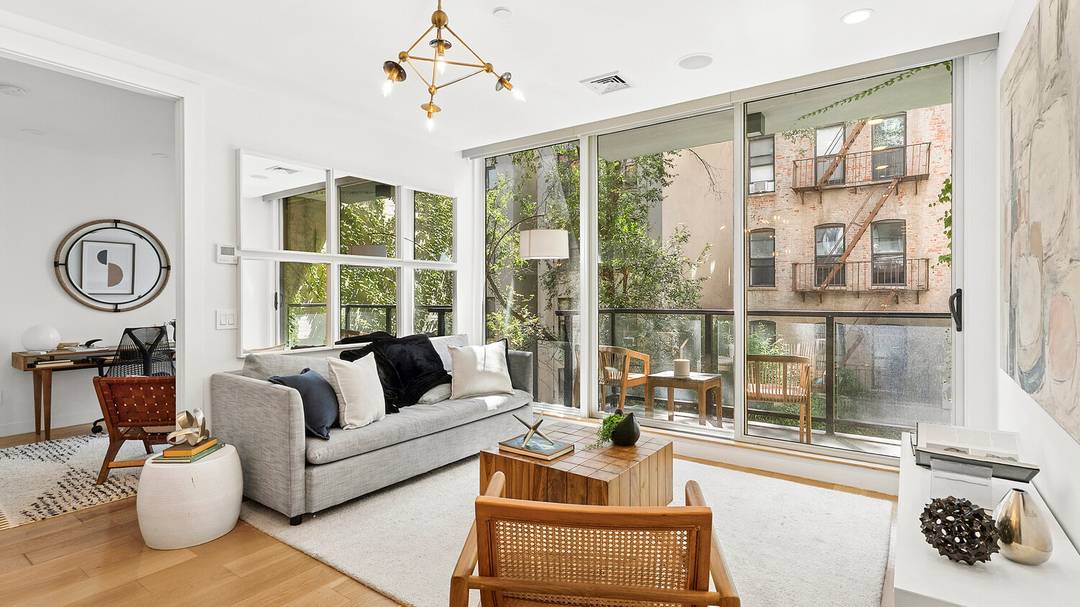 Welcome to 310 West 114th Street Where Uptown Energy Meets Downtown Design This stylish three bedroom, three bathroom home sits just off Morningside Park and brings a clean, modern aesthetic ...
