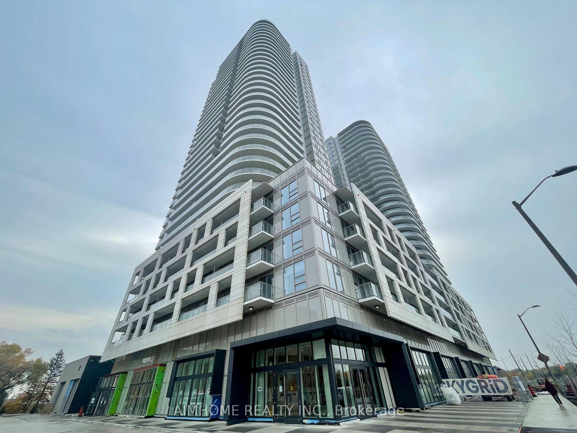 One of the best floor plans in the building !