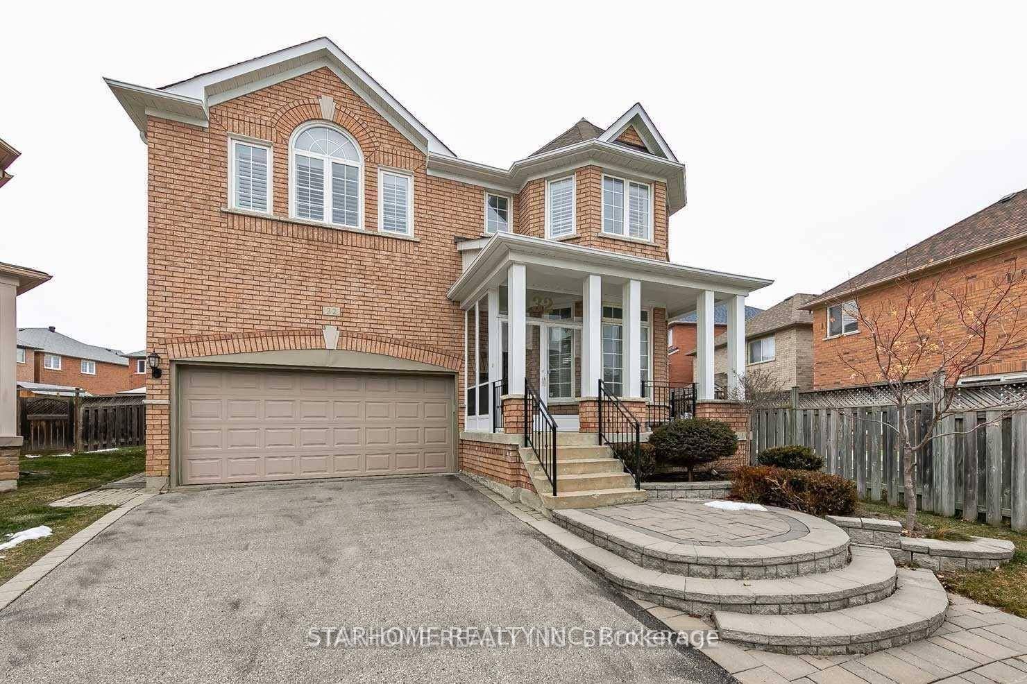 A Beautiful Home In Berczy Community, New Laminate Floor on Ground Floor, Premium Oversized Pie Shape Lot, 9 Ft Ceiling Ground Floor, Huge Kitchen With Island amp ; Quartz Counter, ...