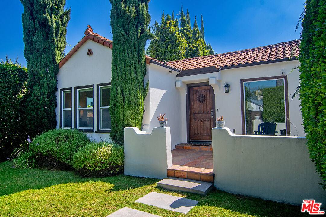 502  N Crescent Heights Blvd 3BR Beverly Grove La