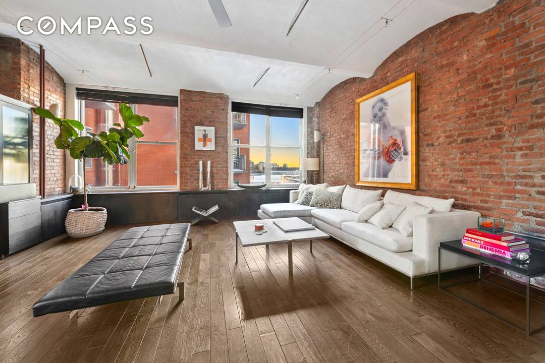 Just steps from the titular restaurant of Netflix s Black Rabbit starring Jude Law and Jason Bateman, and set within one of Manhattan s most historic waterfront enclaves, this iconic ...