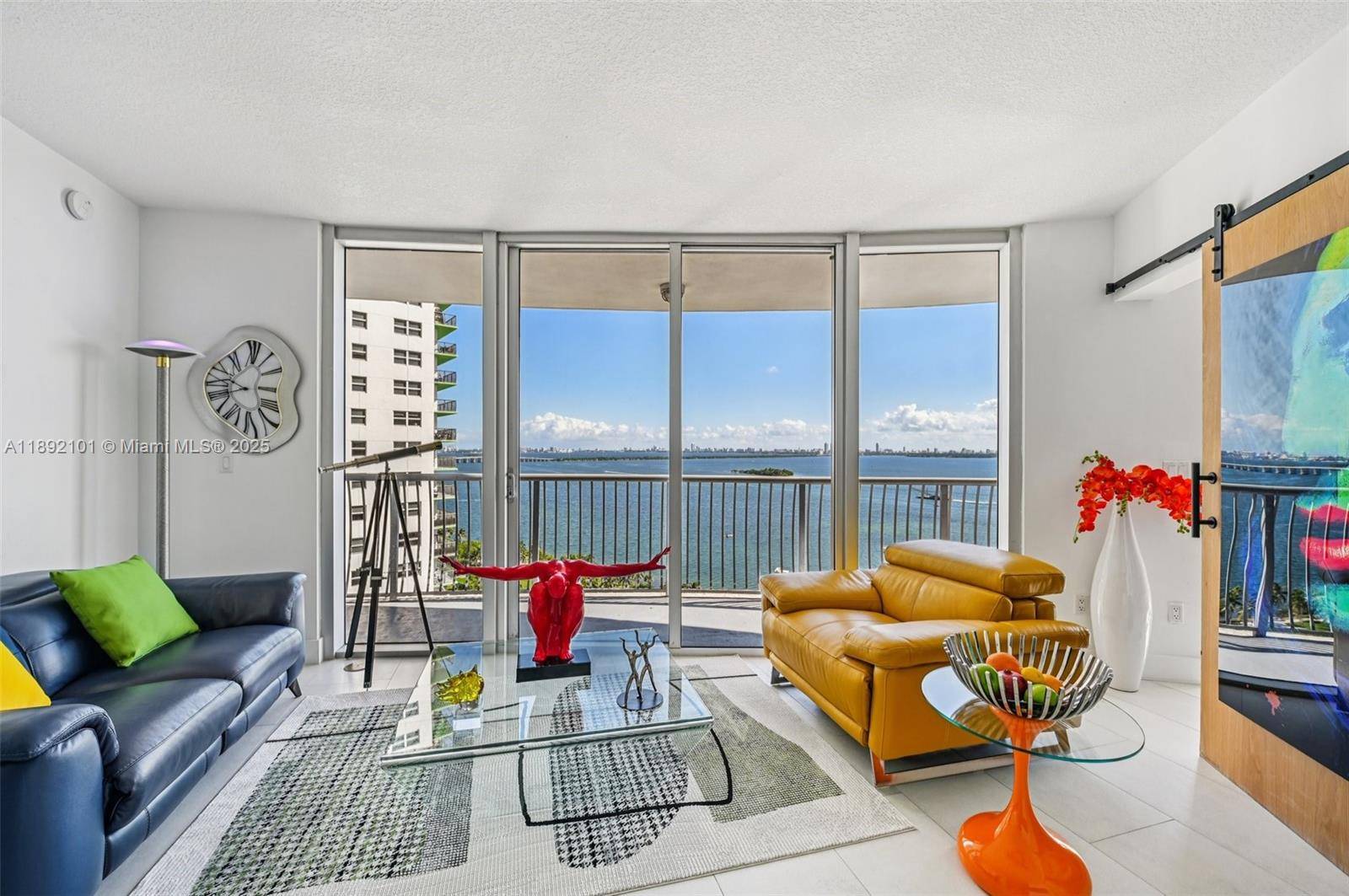 Live on the best line of the building this spacious 2BD 2BA sky residence delivers breathtaking, unobstructed Biscayne Bay amp ; skyline permanent views from sunrise to sunset.