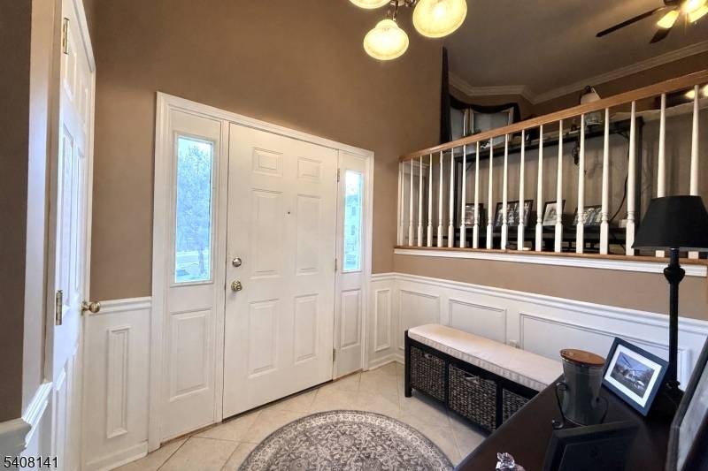 WELCOME TO 714 WILLIAM STREET, A BEAUTIFULLY MAINTAINED 2 BEDROOM, 2.