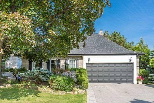 Beautifully updated bungalow in the prestigious Banbury Denlow neighbourhood, set on a premium 64 x 110 ft lot on a quiet, tree lined street.
