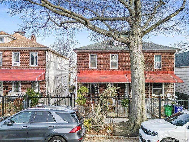 Well Maintained 2 Family Home in Prime North Bronx Location !