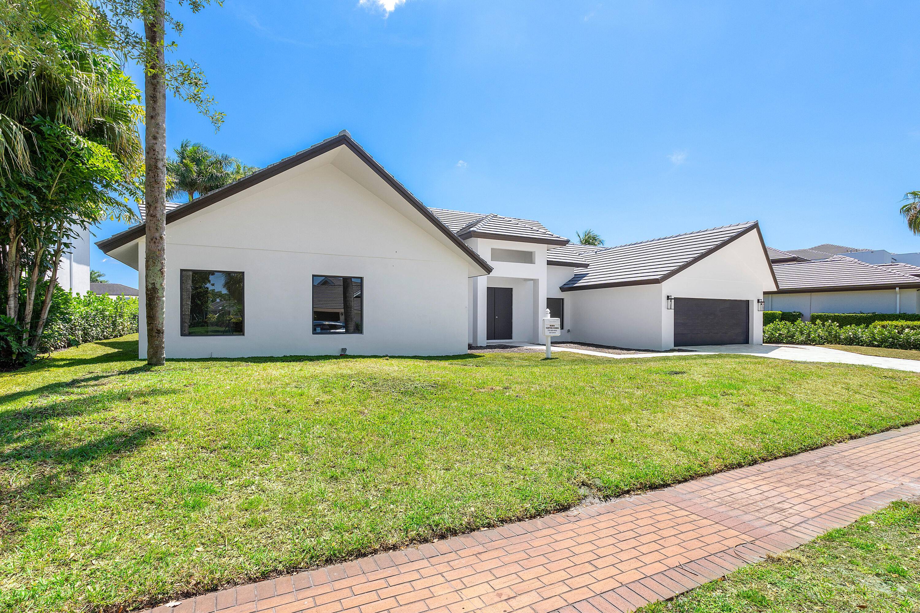 This stunning 5 BD 5. 5 BA single story home, crafted by custom homebuilder Rubin Homes, offers breathtaking views of the golf course.