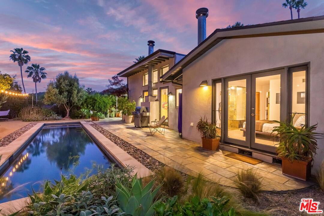 8631   Allenwood Rd 3BR Hollywood Hills East La