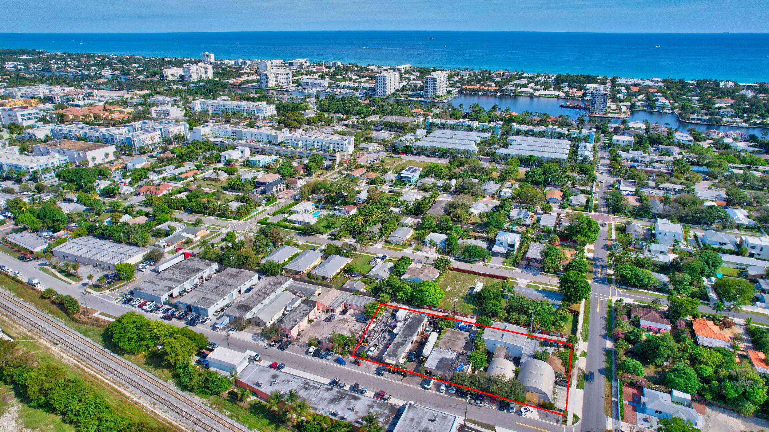 OSCEOLA PARK Development opportunityMulti FAMILYCentral Business DistrictZoning package from the City available upon requestUnbranded Virtual Tour https www.