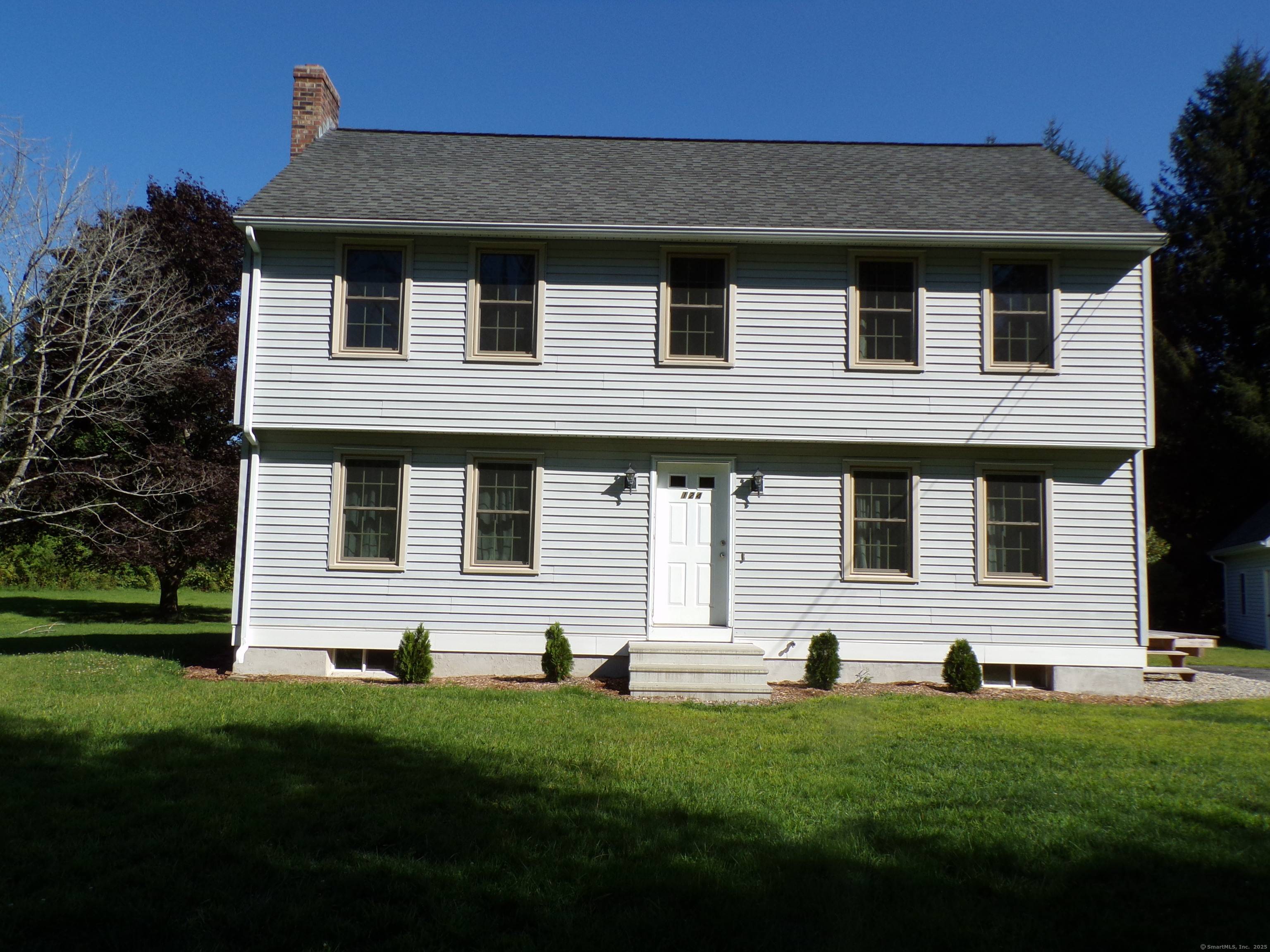 Now available. Large Colonial on level lot with easy access to UCONN campus and UCONN downtown, just 1.