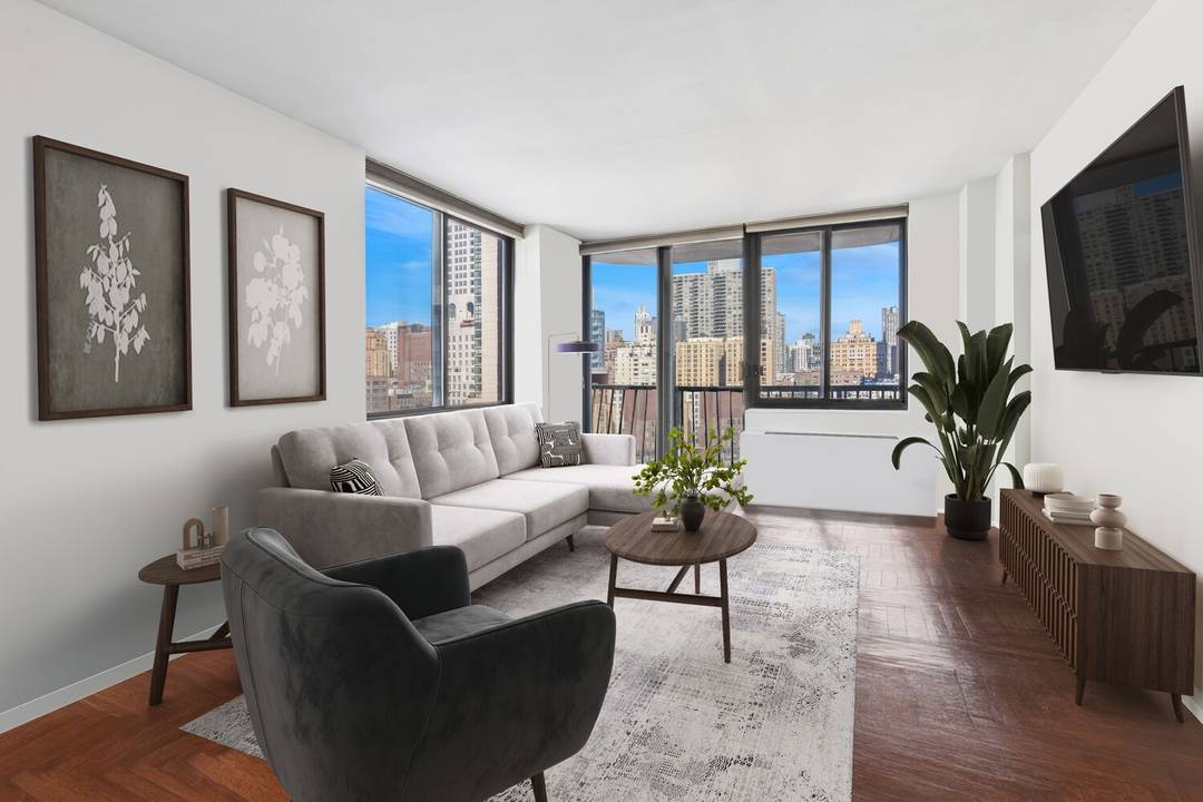Welcome to 343 East 74th Street, Unit 11B, a spectacular condop situated in the thriving Upper East Side neighborhood !