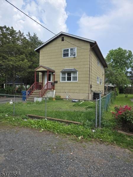 Investor possibility w current tenant w lease til 8 2026.