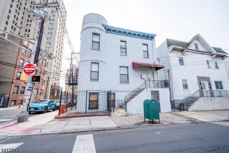 This three family property in Jersey City presents an exceptional opportunity for both seasoned and first time investors.