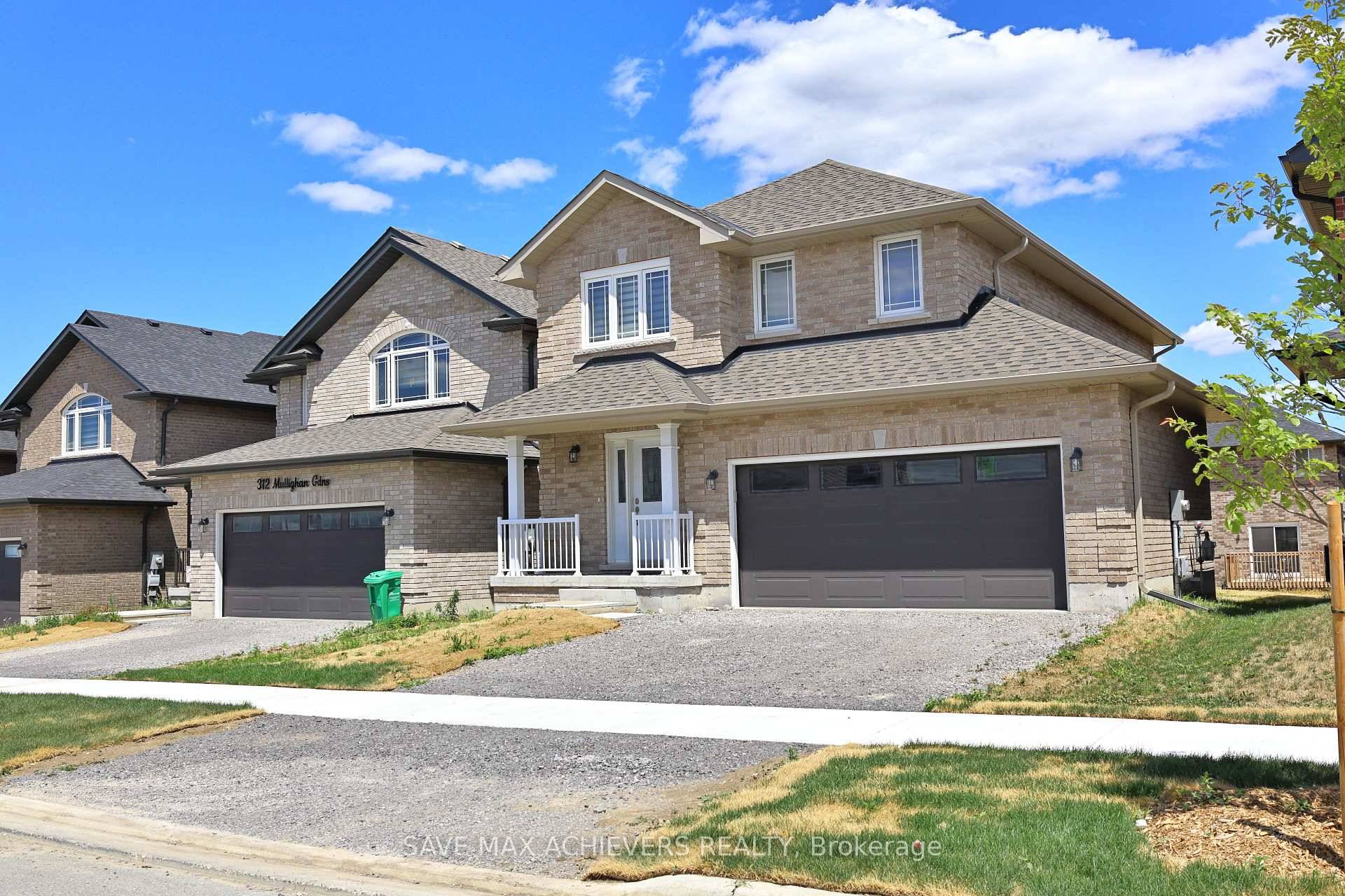 Welcome to 314 Mullighan Gardens, a beautifully updated home nestled in the sought after Trails of Lily Lake, a master planned community in Peterborough's vibrant west end, just minutes from ...