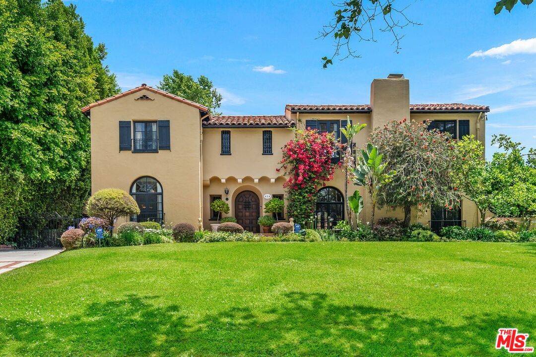 434  S Muirfield Rd 5BR La