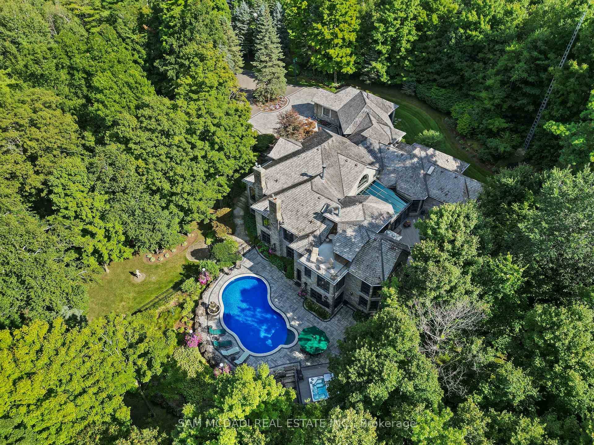 Welcome to Casa Notre, an extraordinary luxury residence set within the prestigious enclave of Whispering Pines a private, tree lined haven of country estates tucked away on a quiet cul ...