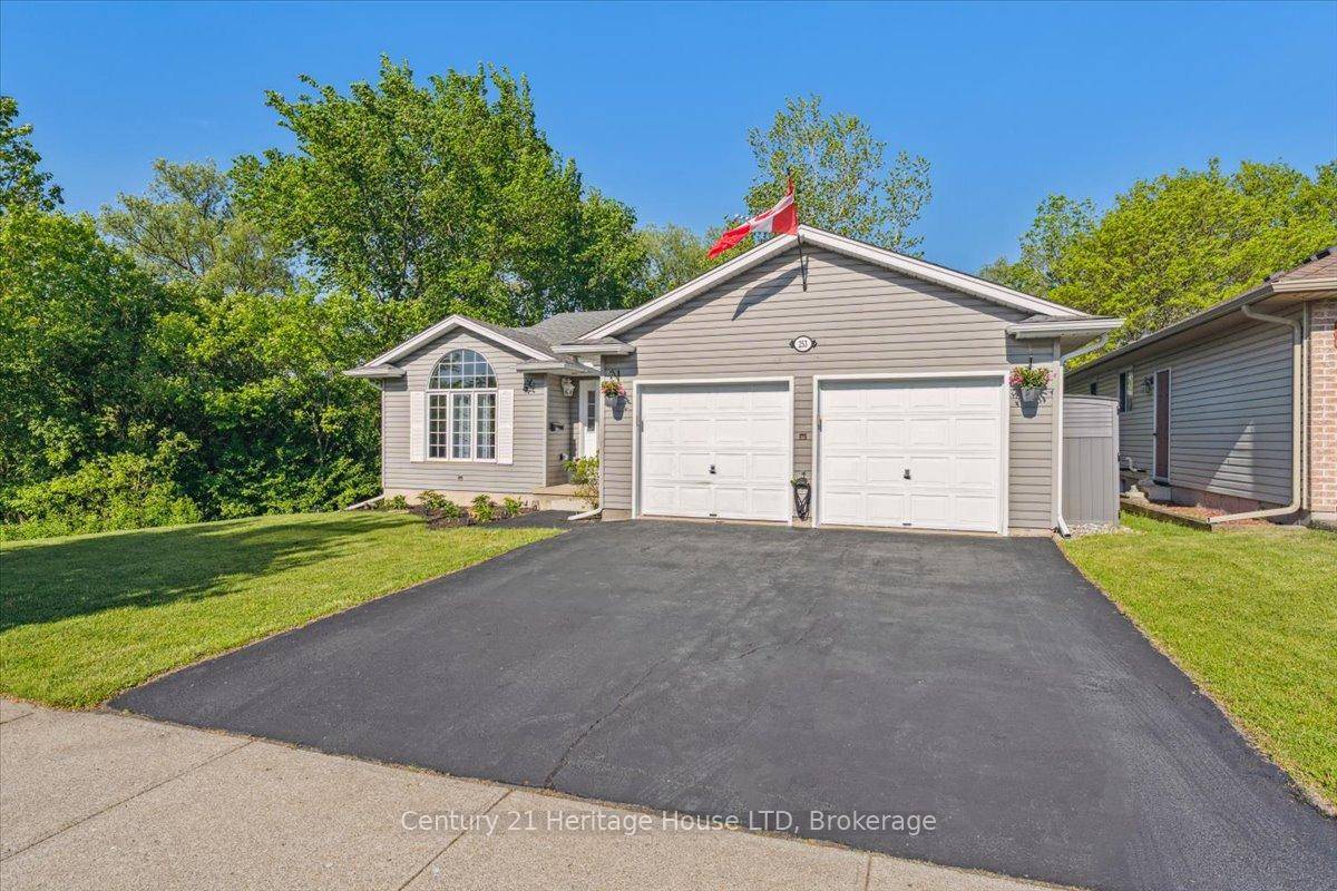 The home you've been waiting for !