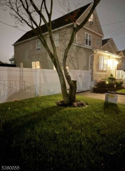 2, 187 sq ft home. Open concept main floor with living, dining, and kitchen areas.