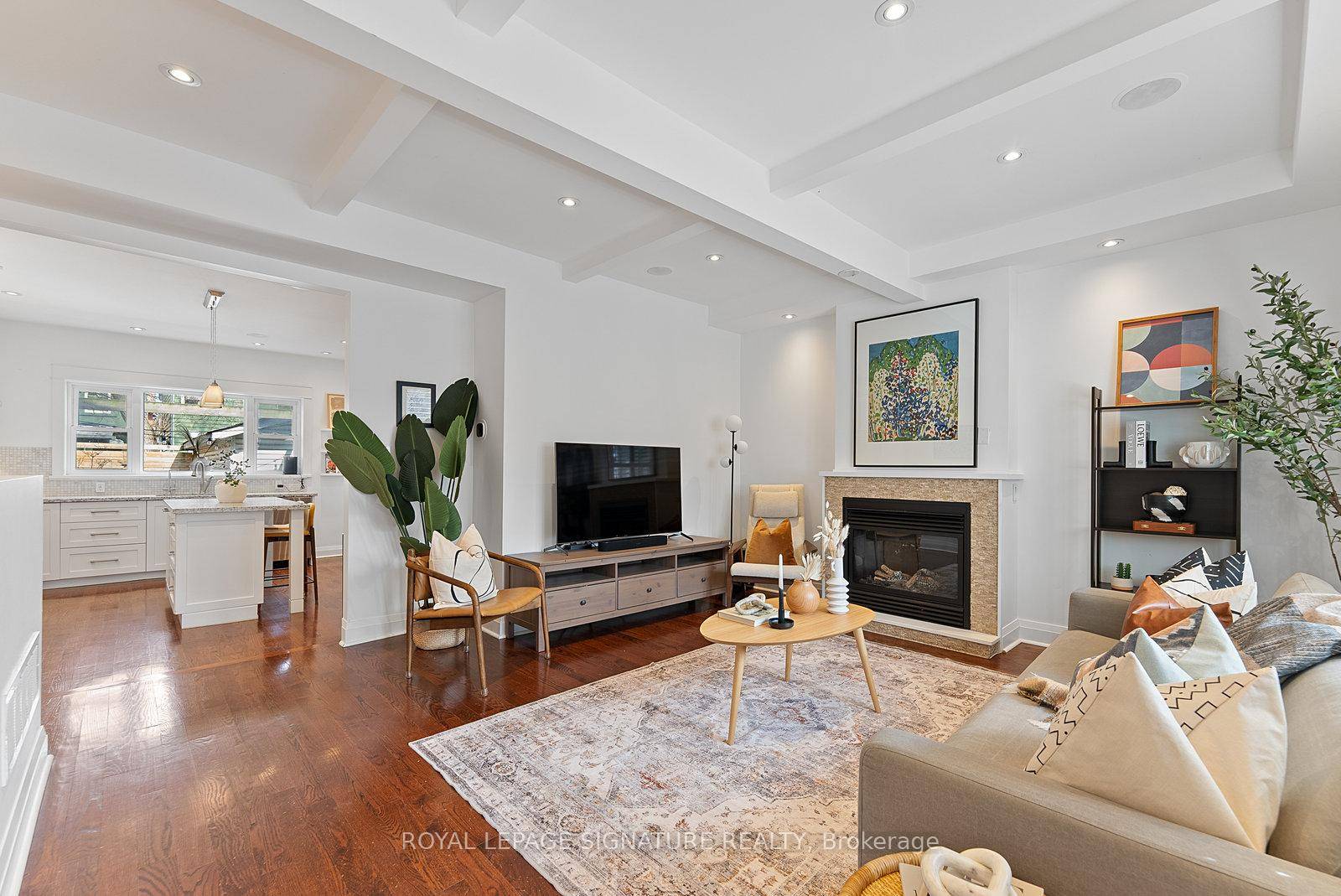 Tucked along a quiet cul de sac in the heart of Leslieville, 149 Galt Ave is arare offering of warmth, grace, and possibility.