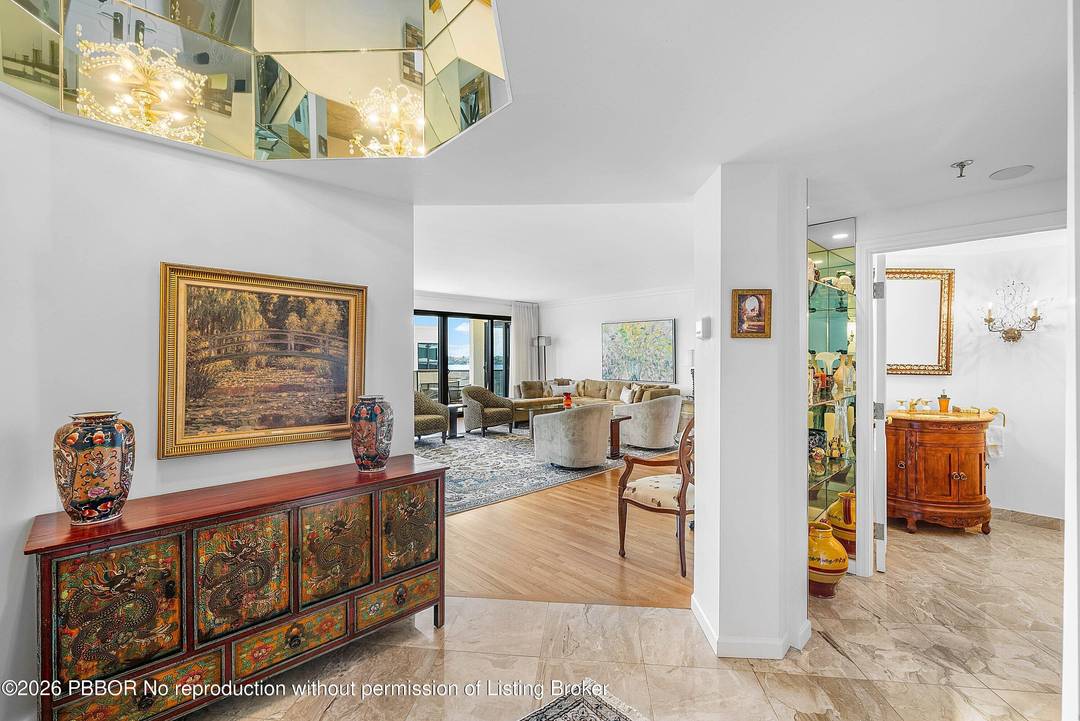 Bring your boat and your offers !