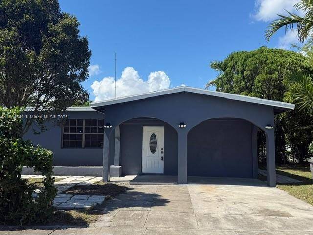 Welcome to your dream home in the heart of West Park, FL !