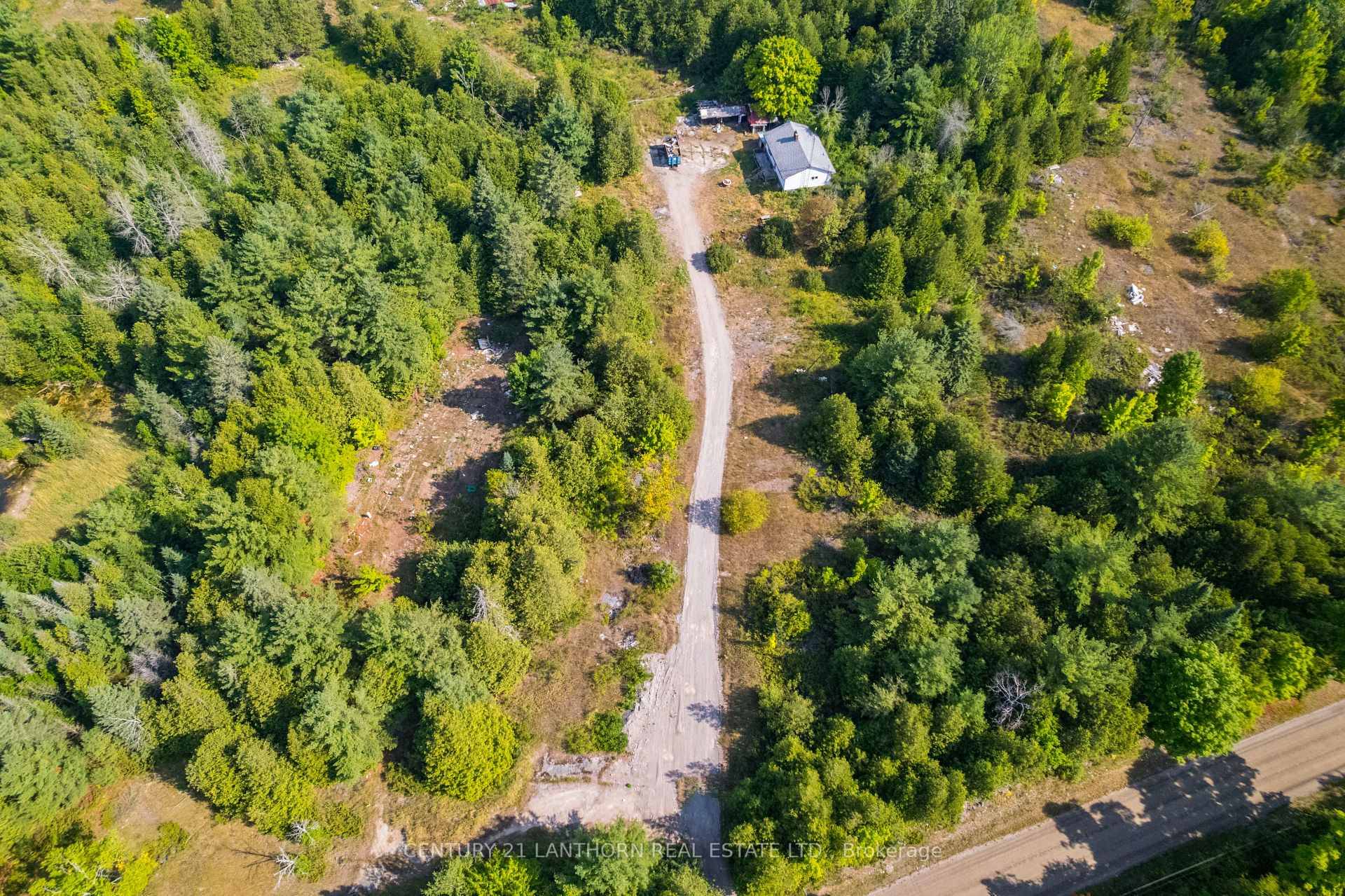 Welcome to 1163 Bateman Rd, located in a country setting yet close to Stirling and HWY 62 access.