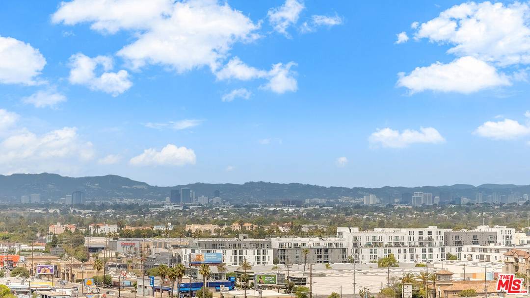 13650 Marina Pointe Dr 2BR Marina Del Rey La