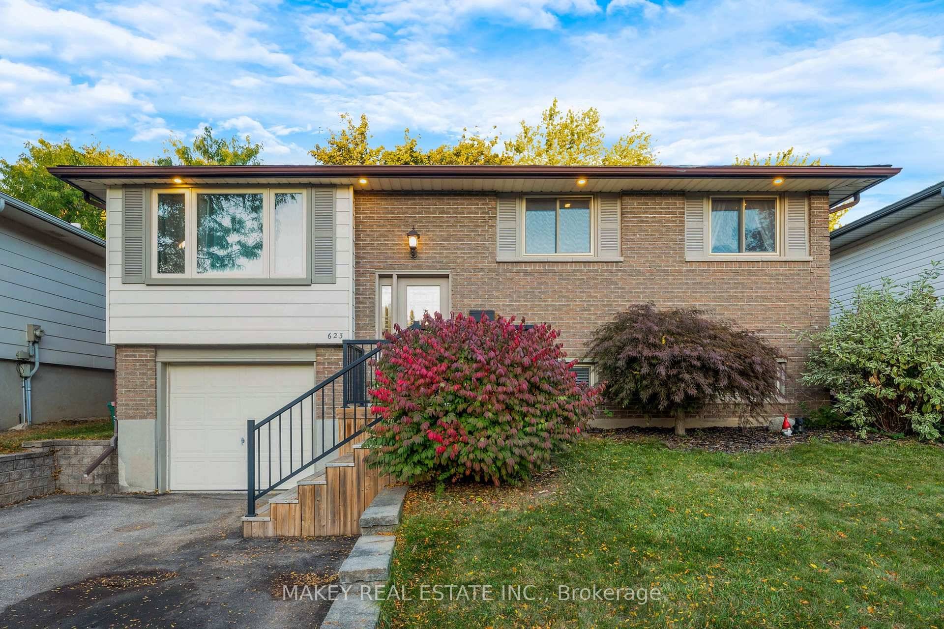 Welcome to this beautifully maintained raised bungalow featuring 3 bright and comfortable bedrooms on the main floor, a stylishly updated 4 piece bathroom, and a generous sized kitchen and living ...
