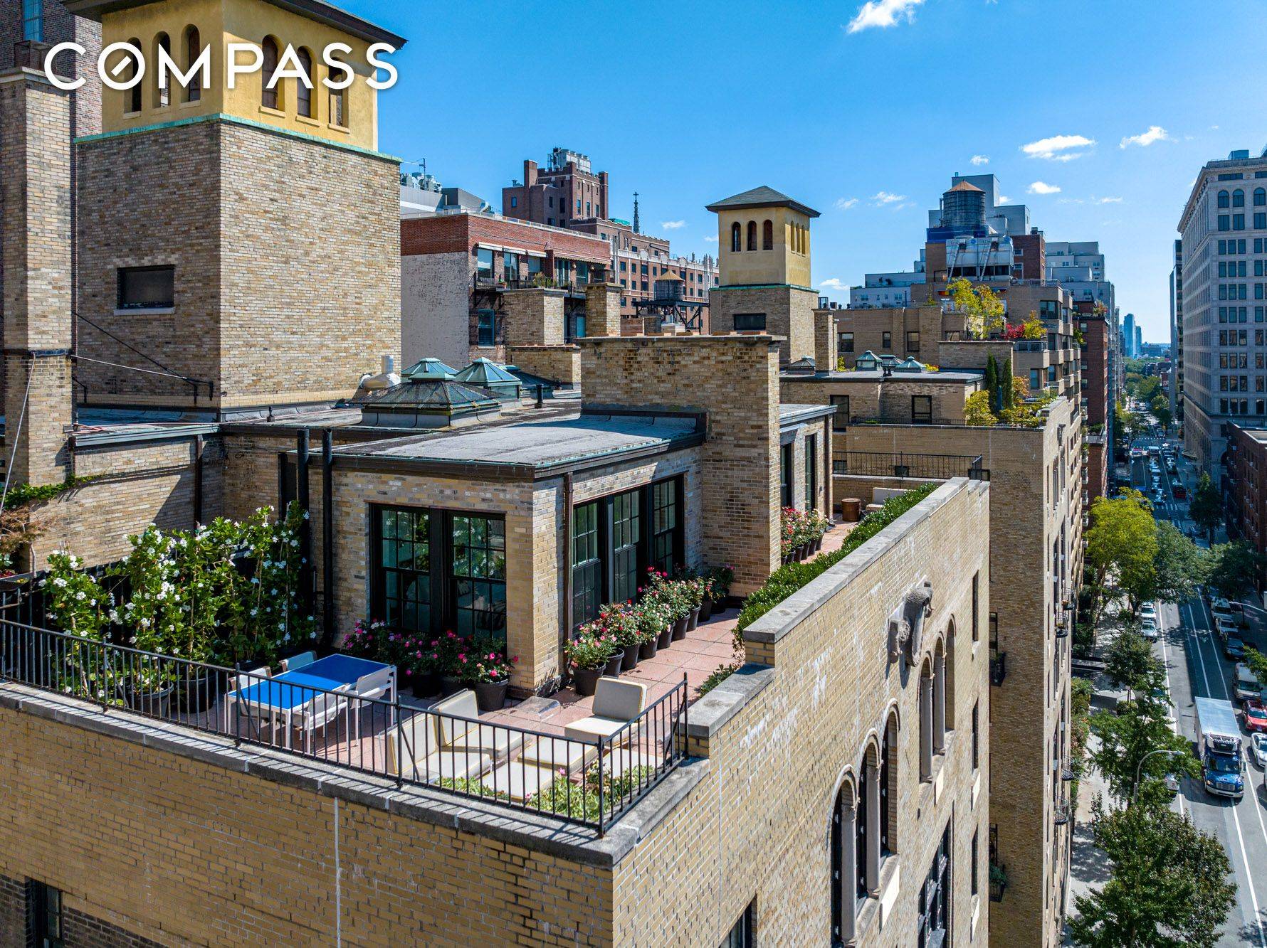 SECRET PENTHOUSE OASIS. High above the city street, in a prime pre war co op, on a gorgeous Greenwich Village block, you ll find the ultimate Manhattan hideaway This spacious ...