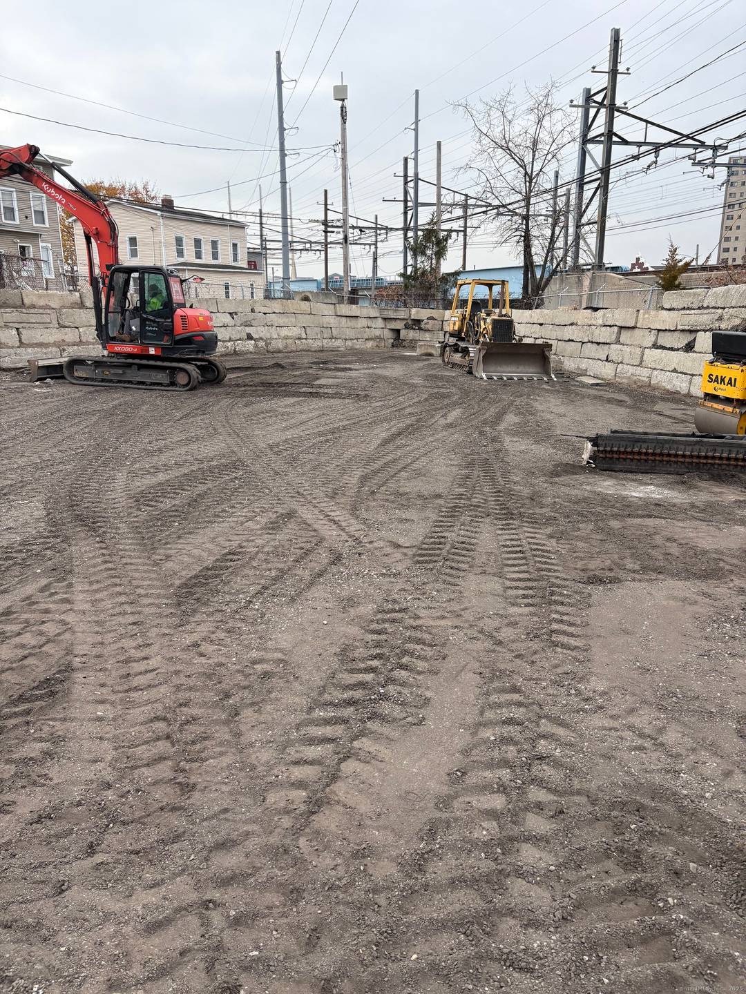 LAND LEASE LOT 3 COMMERCIAL CORNER LOT, WITH GREAT VISIBILITYAND ACCESSABILITY, AVAILABLE IN EXCELLENT LOCATION !