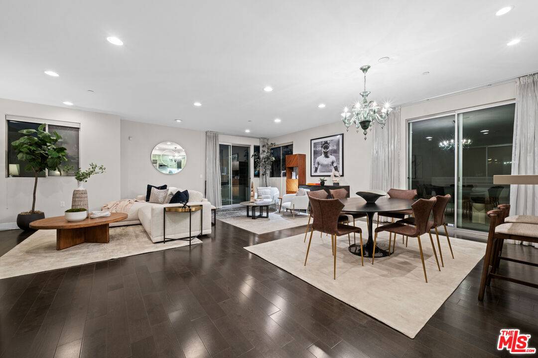 1411  N Detroit St 3BR Hollywood Hills East La