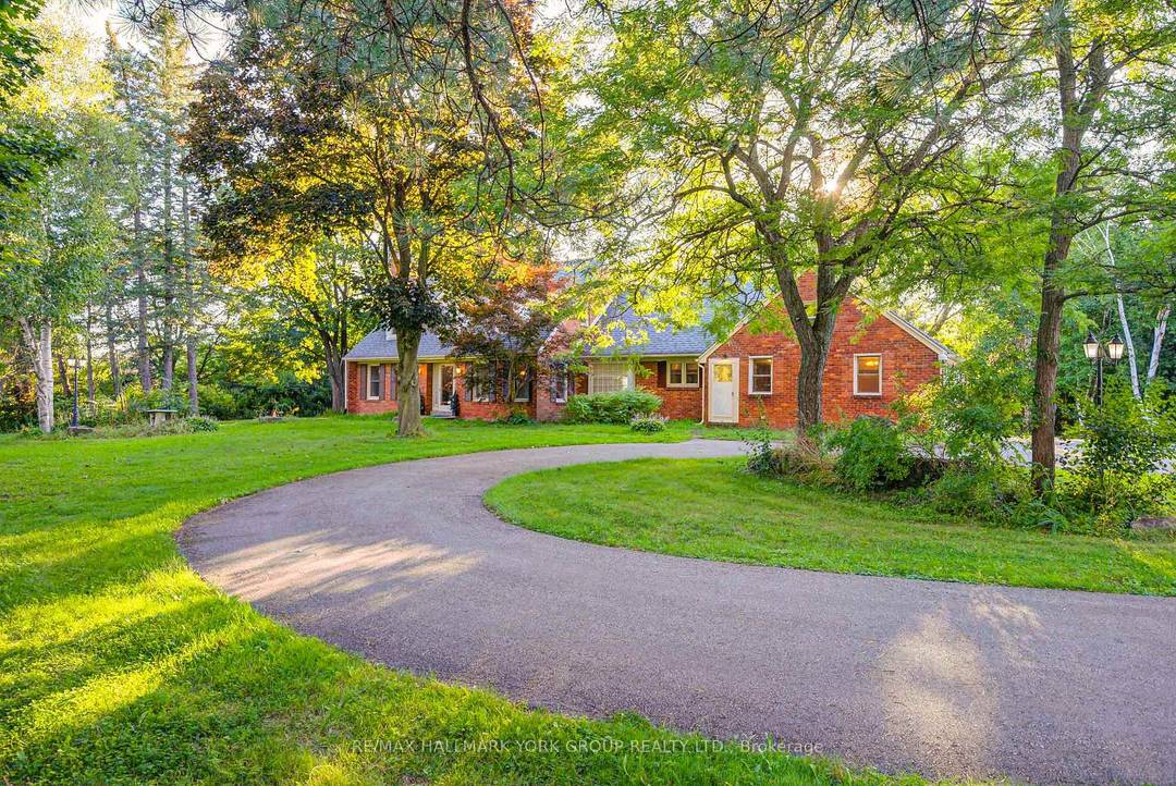 Discover unmatched tranquility and natural beauty on this 7.