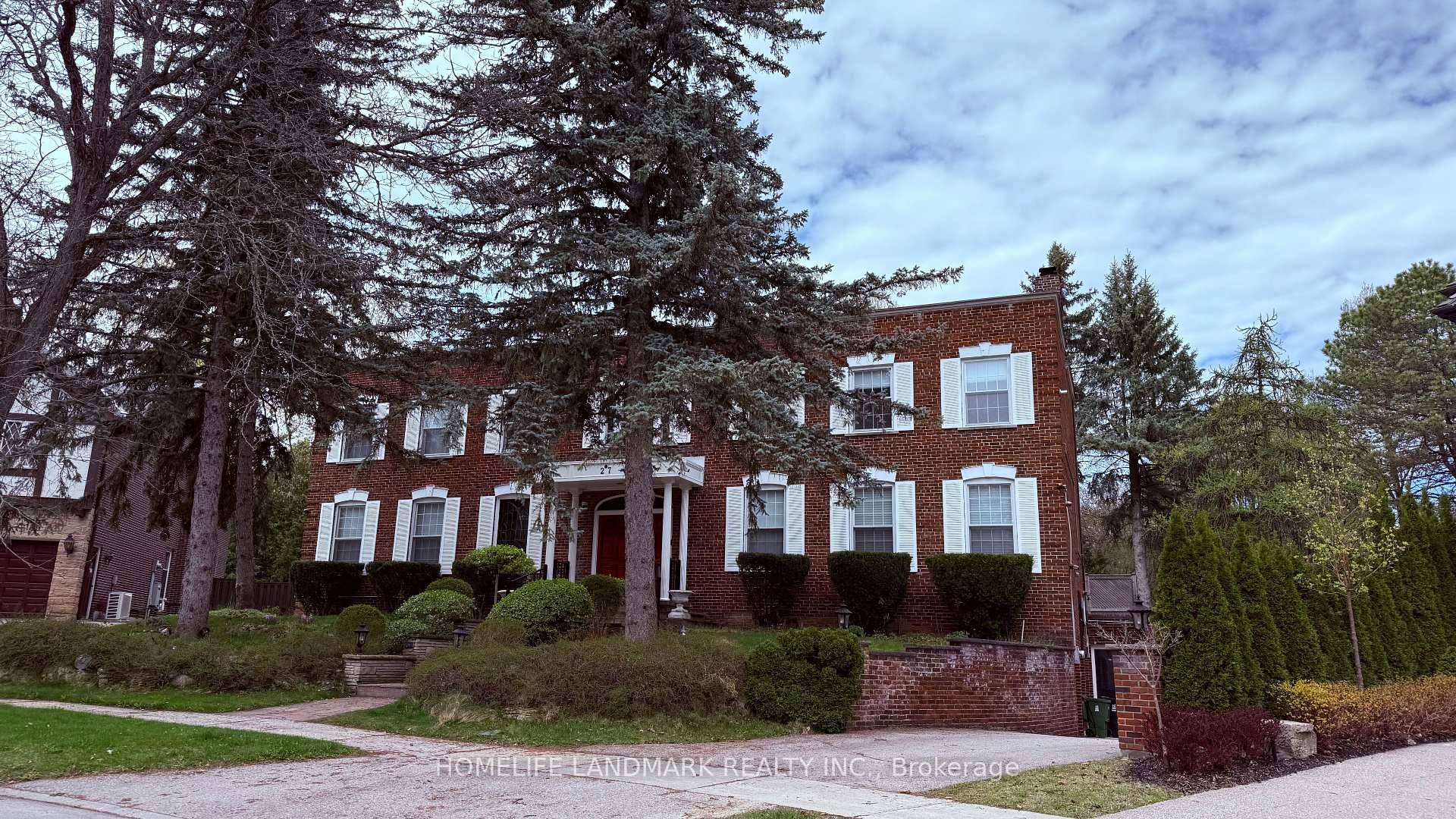 A Beautiful Home With 5 Bedrooms All With Ensuite, And 3 Car Garage On A Quiet Street In Most Desirable St.