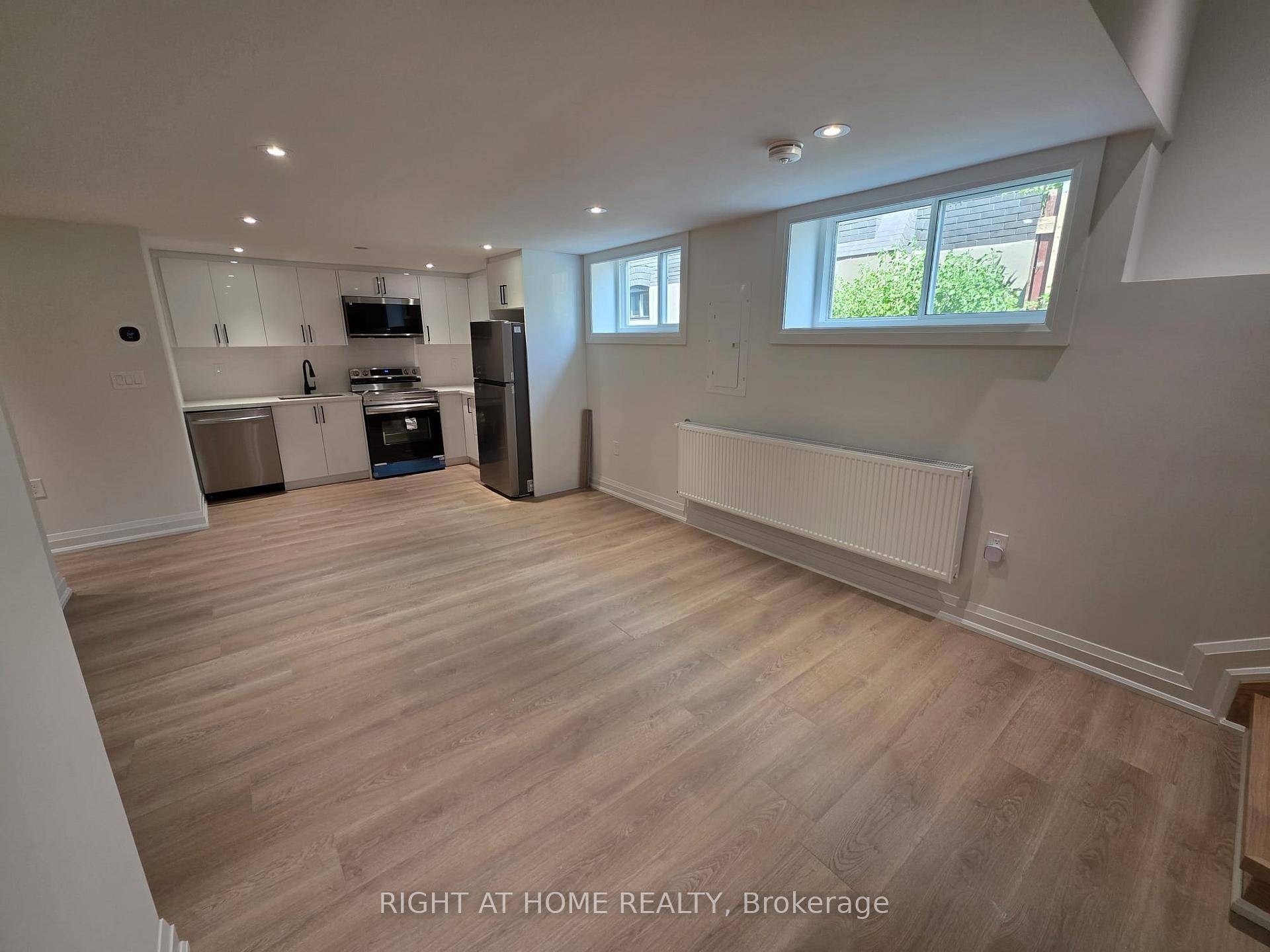 Be the first to live in this bright, newly built 2 bedroom basement apartment in one of North Yorks most convenient and desirable neighbourhoods.
