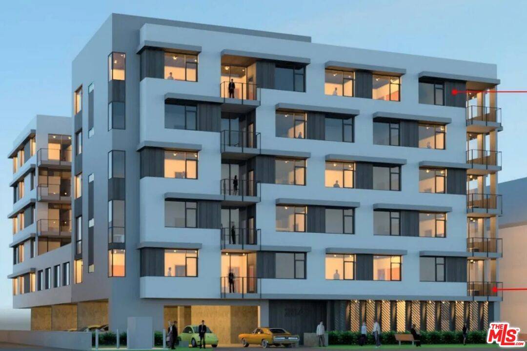 2847 Leeward Ave 2BR Hancock Park La