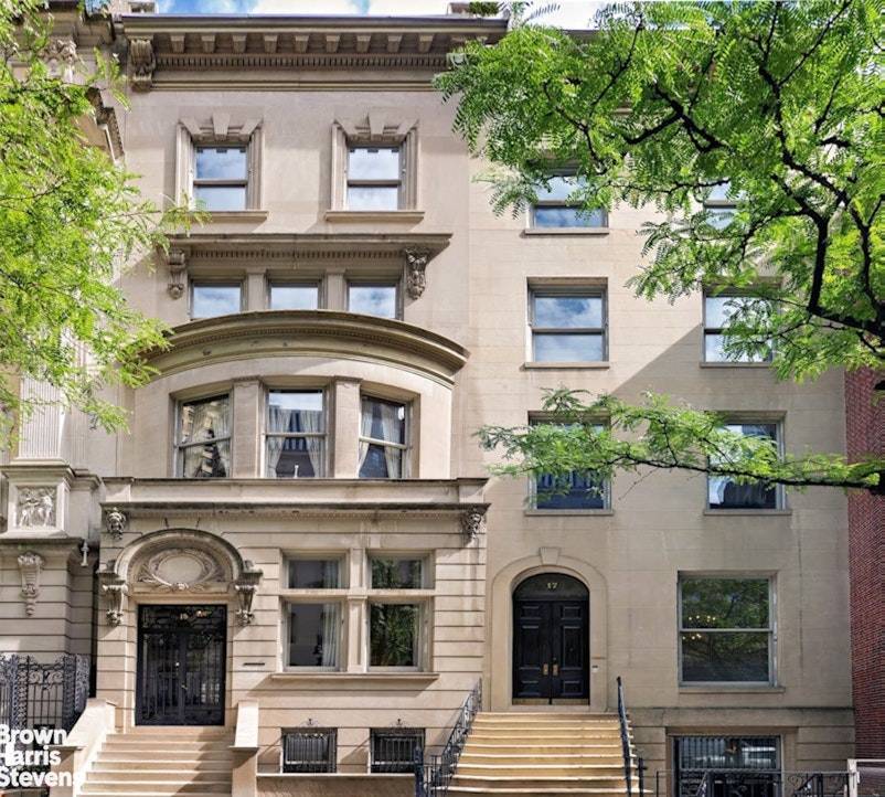 An Exceptional Opportunity on East 62nd Street Located on one of the Upper East Side's most prestigious blocks, between Fifth and Madison Avenues, this rare offering presents the chance to ...