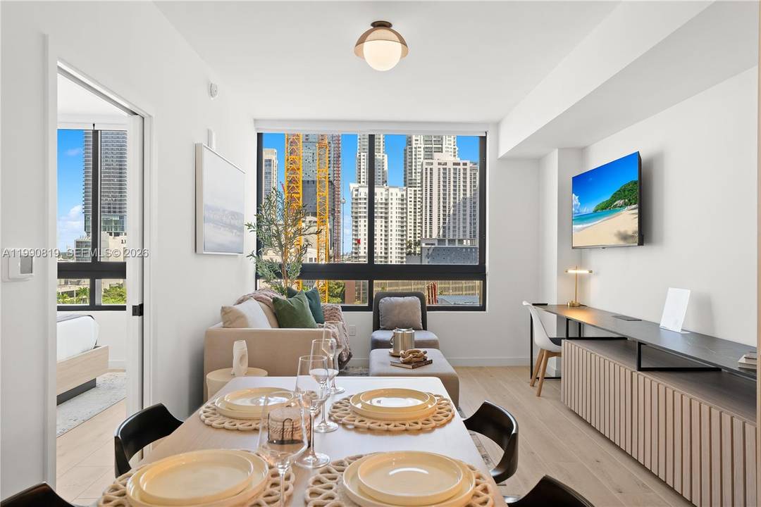 The District is Downtown Miami s newest residential concept, offering a modern hybrid ownership model designed for today s urban lifestyle.