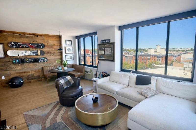 Discover sophistication at 415 Newark St 6B, a 1, 300 sq ft luxury condo high above the heart of Hoboken, designed for you, the discerning client seeking high end modern ...