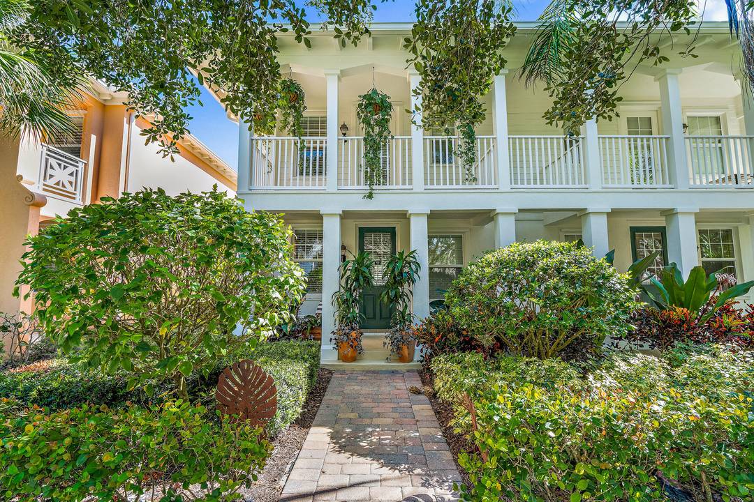 FURNISHED amp ; Turnkey rental located in the coveted Martinique of Abacoa is the STUNNING amp ; RENOVATED, DiVosta built CBS POOL townhome of your dreams !