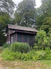 Charming 4 bedroom lakeside community cottage available for rent for the month of August.
