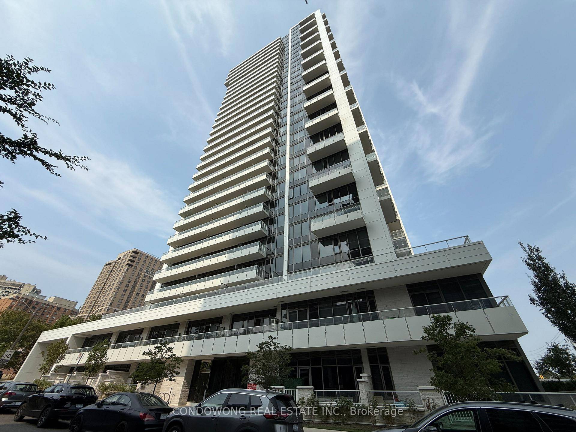 Welcome to this bright and spacious 2 bedroom, 2 bath condo at 75 Canterbury Place !