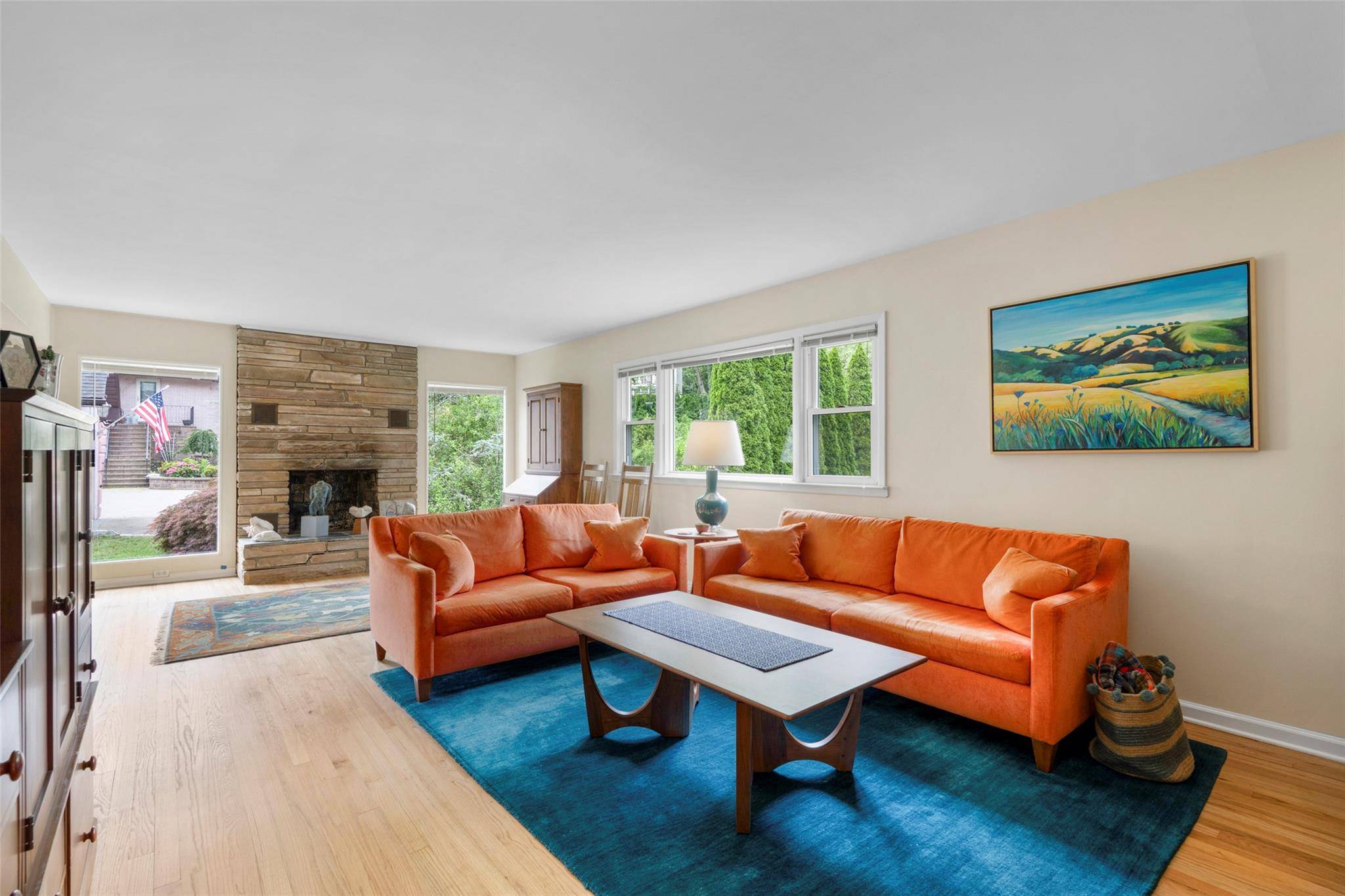 Spacious 4 bed, 4 bath raised ranch located in the desirable Wilmot Woods community offering comfort and flexibility across 2 levels.