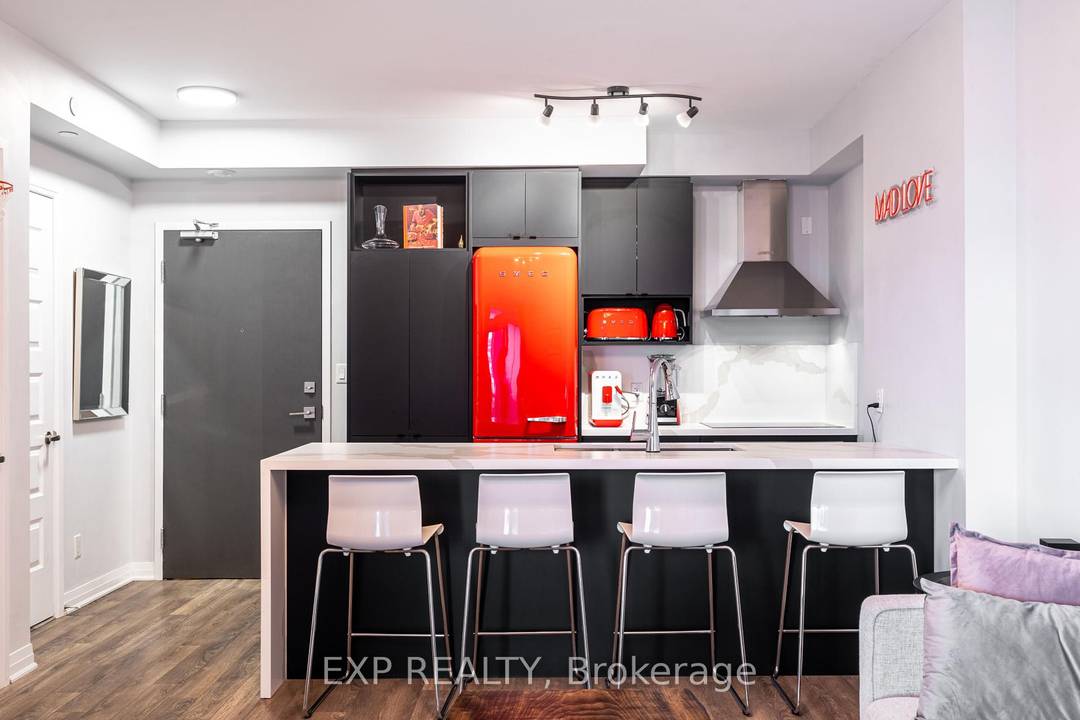 Move right into this fully furnished, condo in the heart of Cornell, Markham !