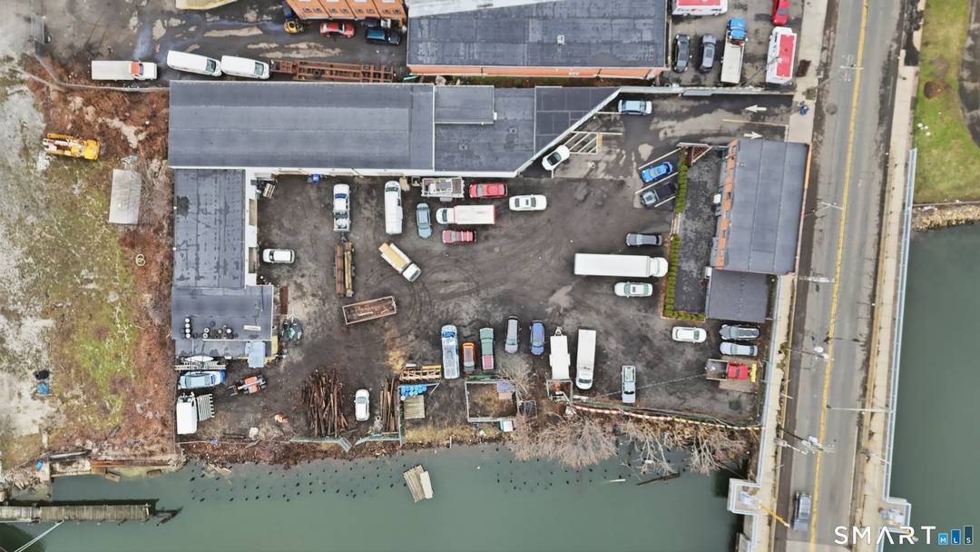 Welcome to Fair Haven 299 Chapel St, a rare and remarkable waterfront investment opportunity in the heart of the City of New Haven.