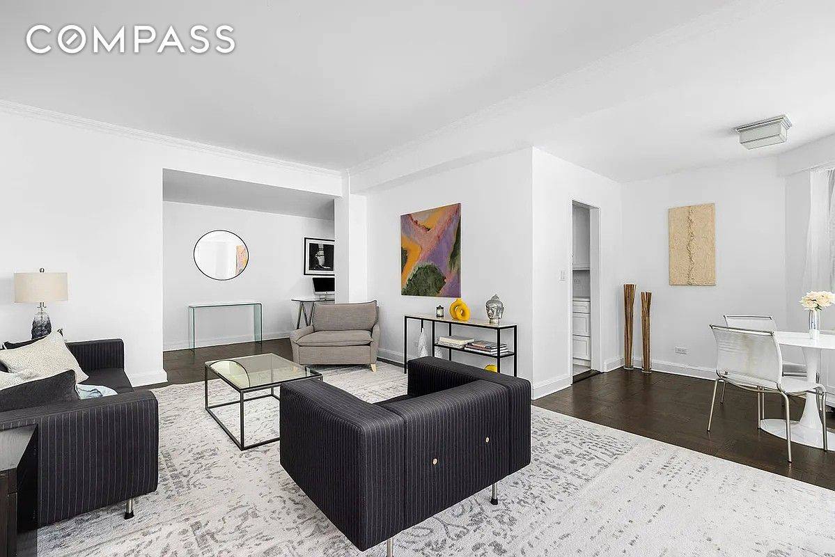 This wonderfully spacious, quiet and elegant Greenwich Village apartment is everything one could want in a one bedroom.
