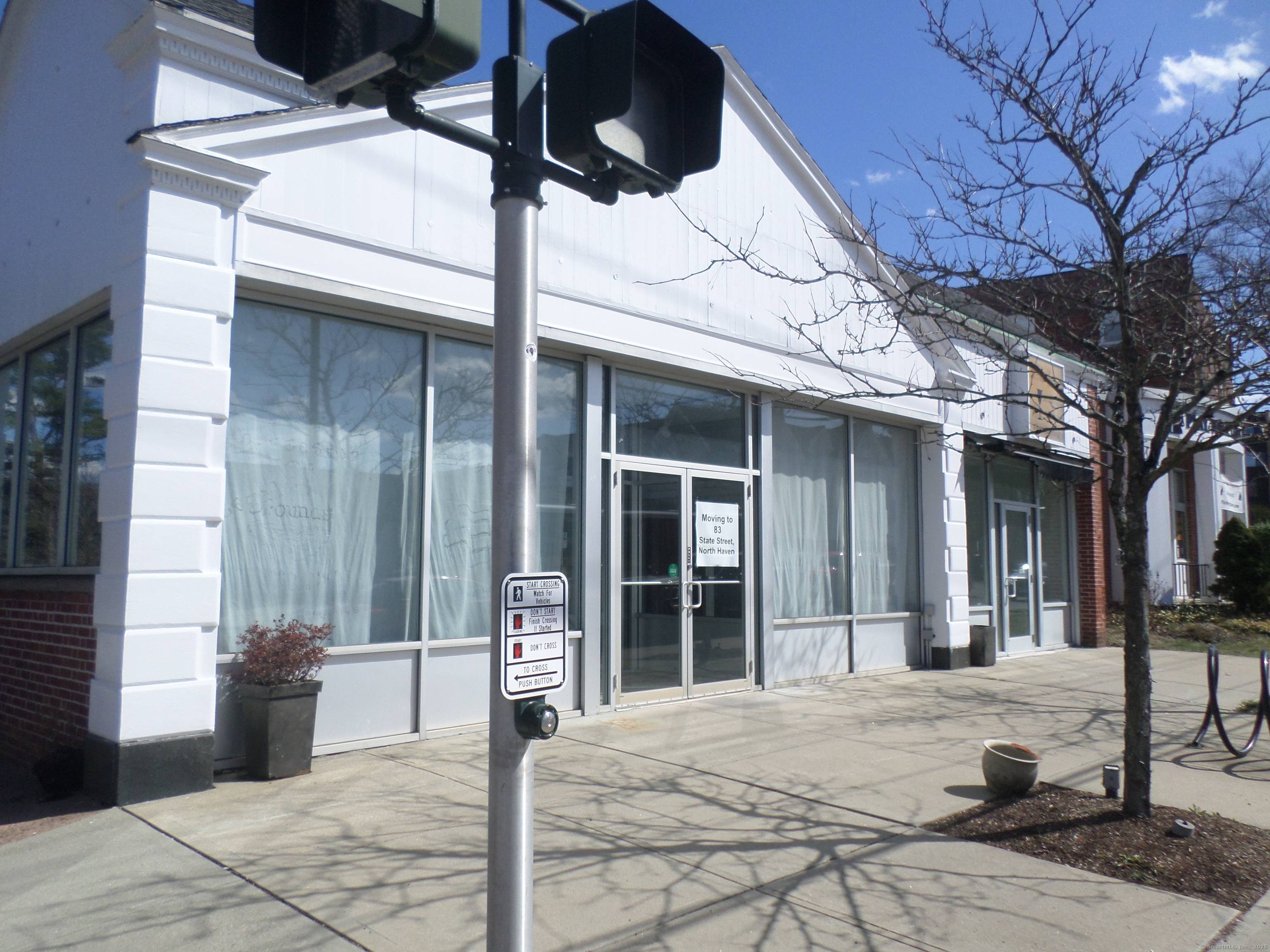 Desirable Whitneyville location on the corner of Putnam Avenue East Side Lake Side sits this brick free standing 4080 square foot one story retail building.