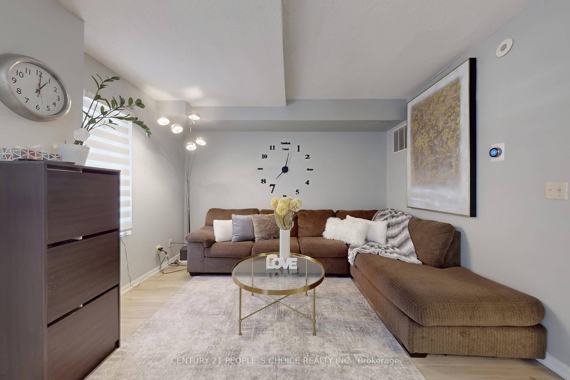 A SHOW STOPPER ! ! ! Welcome to this Beautiful 2 1 Bedroom Townhouse in a quiet neighbourhood of Harmony Village.