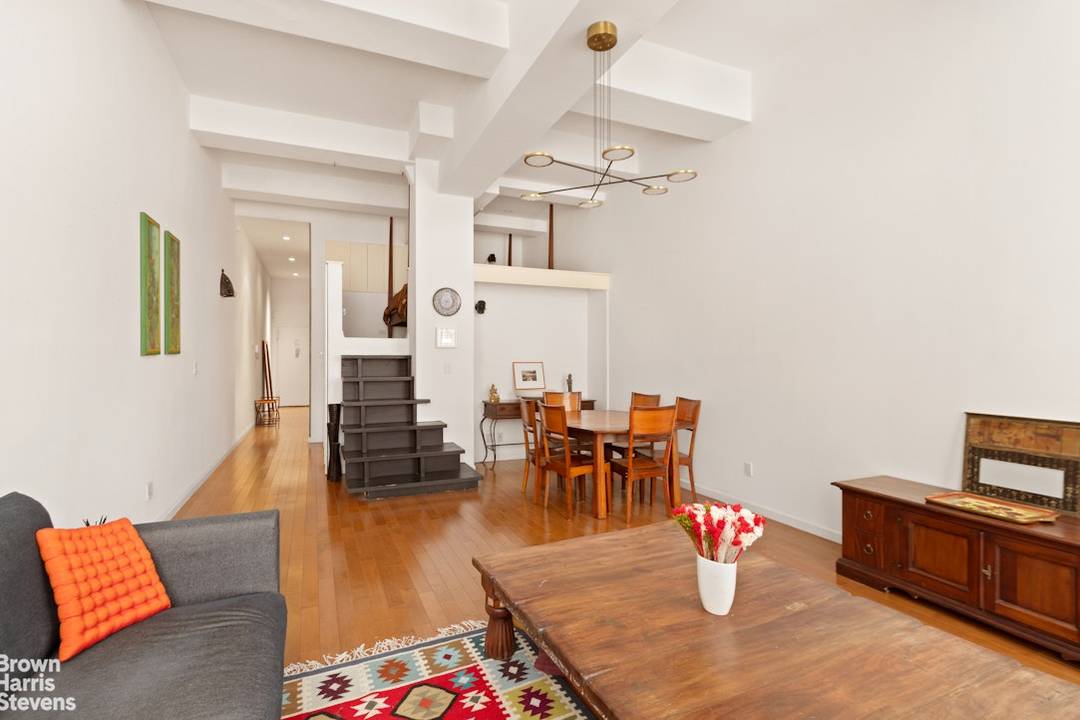 Welcome to 310 East 46th Street, Unit 4N An extraordinary Condop nestled in the vibrant Turtle Bay Midtown East Side of New York City !