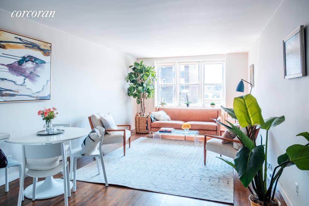 Spacious and tastefully renovated one bedroom apartment on a 6th floor of a well maintained Coop building.